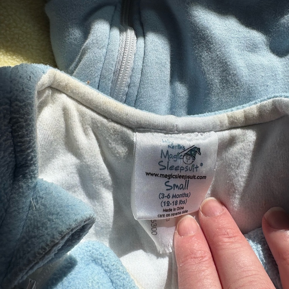 Magic Baby Sleepsuit Pajamas in Light Blue and Pale Yellow - Picture 2 of 4